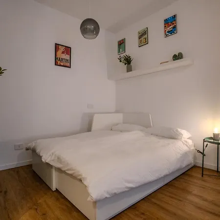 Arco Deluxe Apartment *