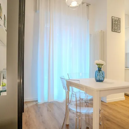 Arco Deluxe Apartment Milan